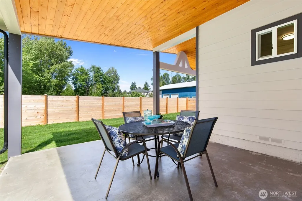20103 75th Avenue NE Kenmore WA 98028
