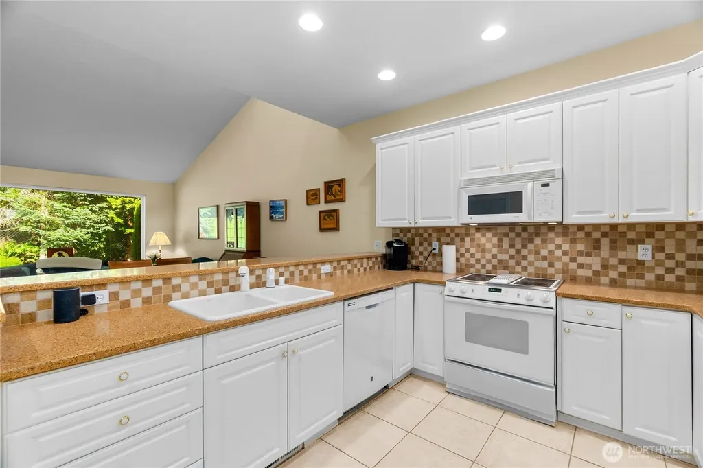 6936 Fairway Lane SE Olympia WA 98501
