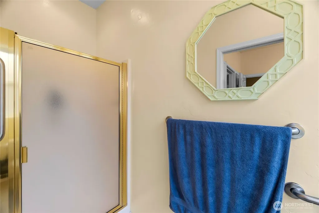 6936 Fairway Lane SE Olympia WA 98501