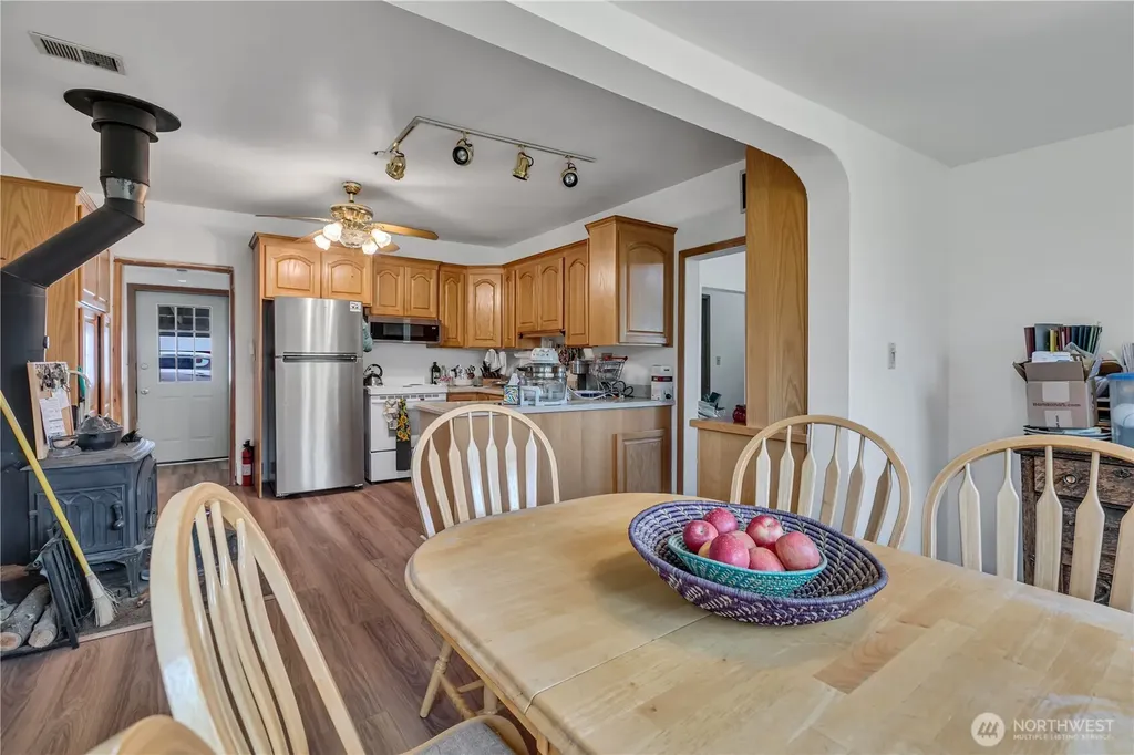 20804 SE 450th Street Enumclaw WA 98022
