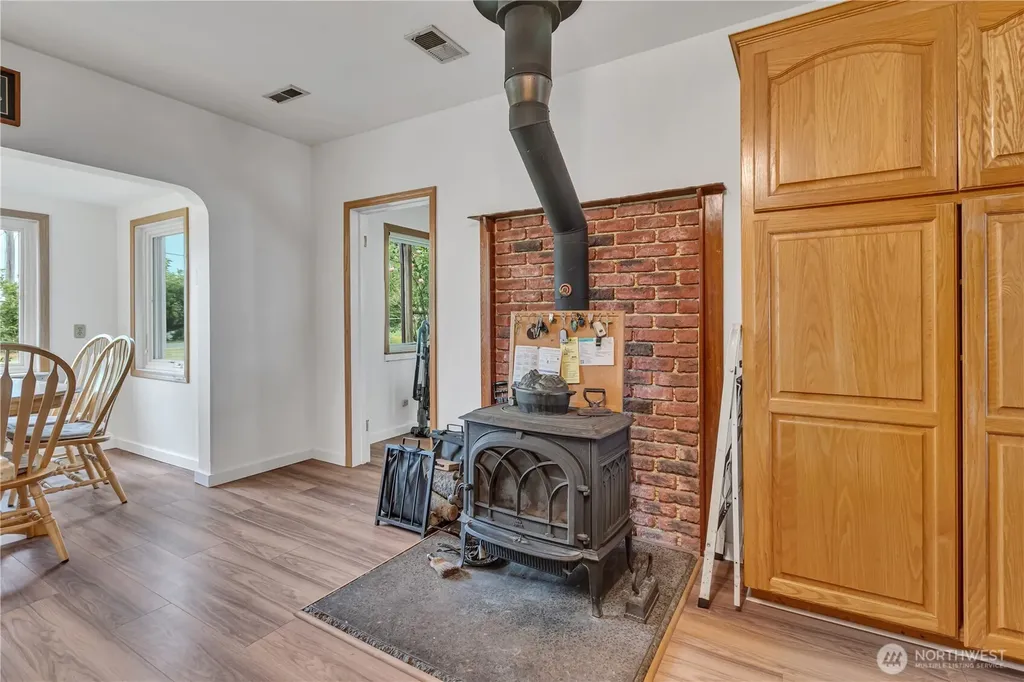 20804 SE 450th Street Enumclaw WA 98022