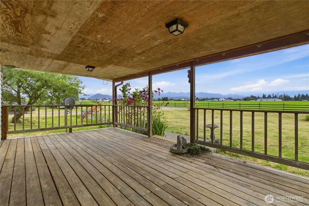 20804 SE 450th Street Enumclaw WA 98022