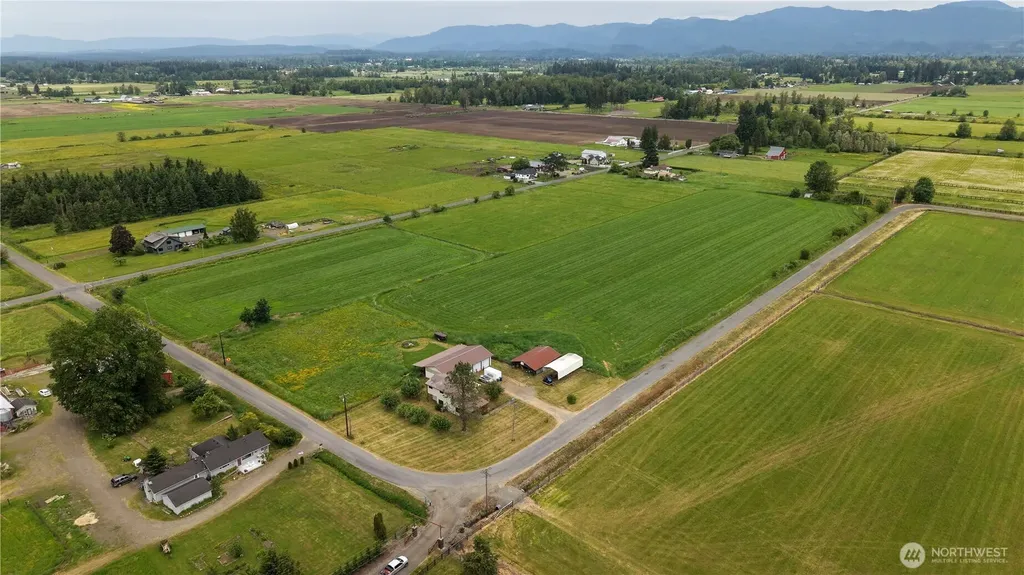 20804 SE 450th Street Enumclaw WA 98022