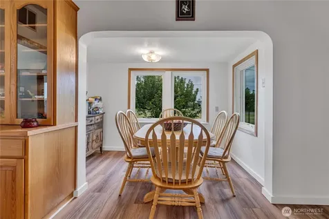 20804 SE 450th Street Enumclaw WA 98022