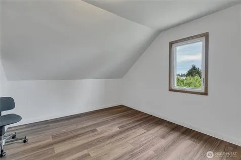 20804 SE 450th Street Enumclaw WA 98022