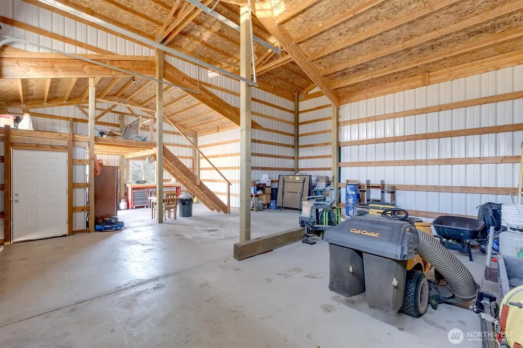 268 S Welcome Slough Road Cathlamet WA 98612