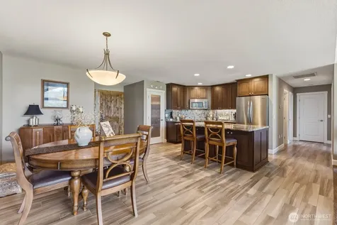 268 S Welcome Slough Road Cathlamet WA 98612