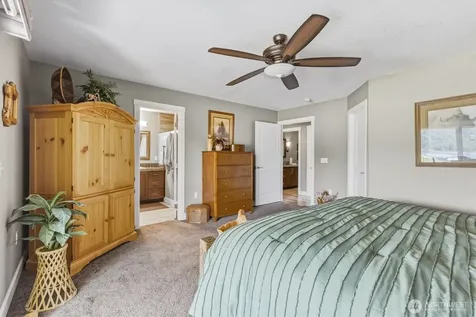 268 S Welcome Slough Road Cathlamet WA 98612