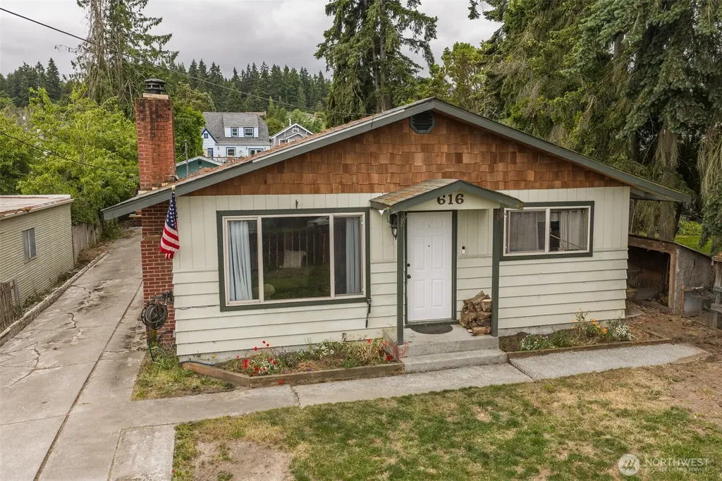 616 E Lauridsen Boulevard Port Angeles WA 98362