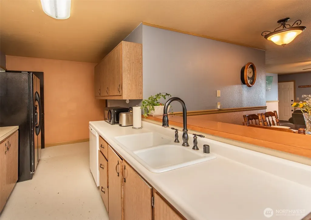616 E Lauridsen Boulevard Port Angeles WA 98362