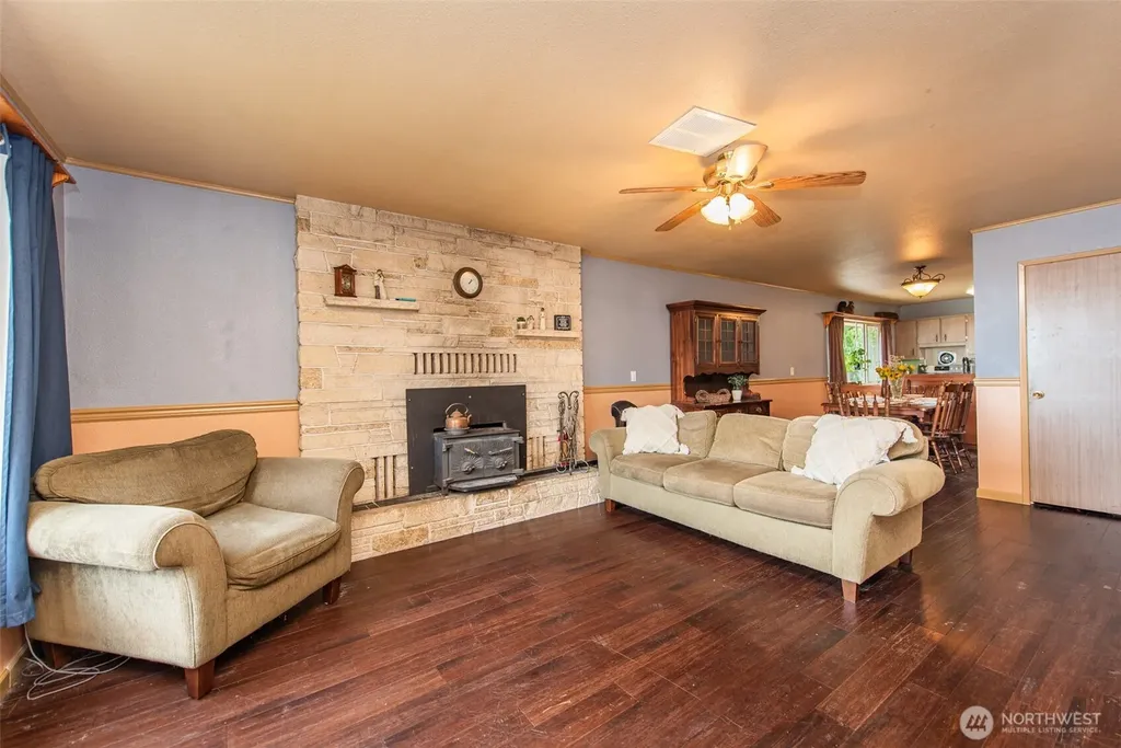 616 E Lauridsen Boulevard Port Angeles WA 98362