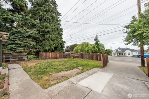 616 E Lauridsen Boulevard Port Angeles WA 98362