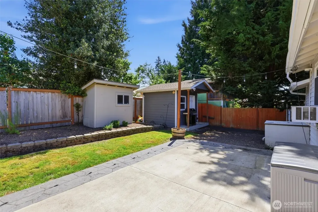 15305 47th Place W Lynnwood WA 98087
