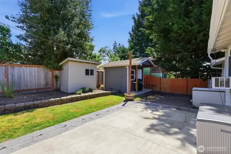15305 47th Place W Lynnwood WA 98087