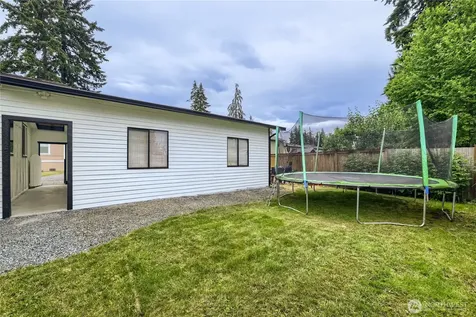 106 119th Street SE Everett WA 98208