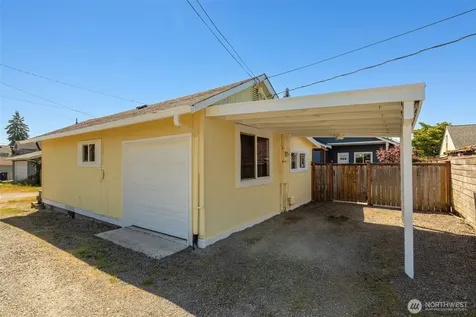 1025 S 59th Street Tacoma WA 98408