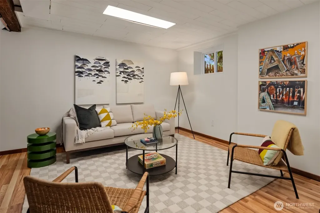 4055 SW Holgate Street Seattle WA 98116