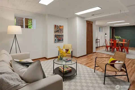 4055 SW Holgate Street Seattle WA 98116