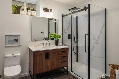 4055 SW Holgate Street Seattle WA 98116