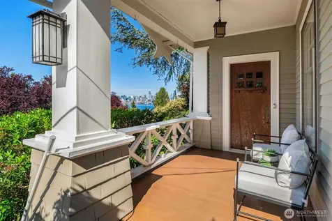 4055 SW Holgate Street Seattle WA 98116