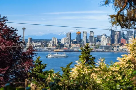 4055 SW Holgate Street Seattle WA 98116