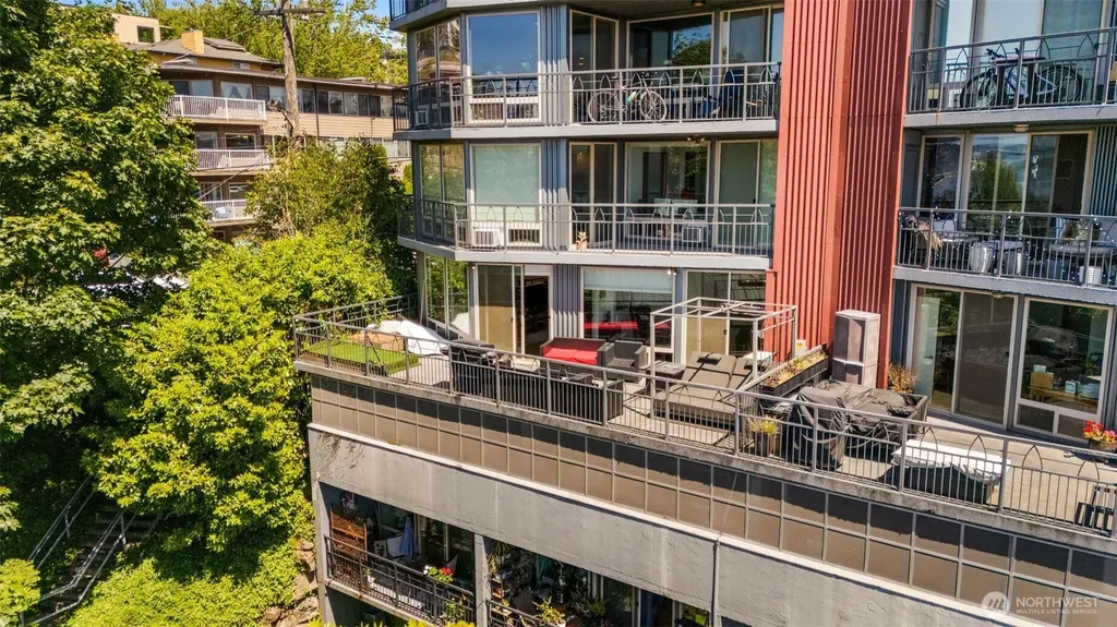 507 W Mercer Street Seattle WA 98119
