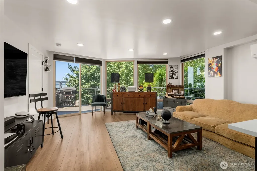 507 W Mercer Street Seattle WA 98119