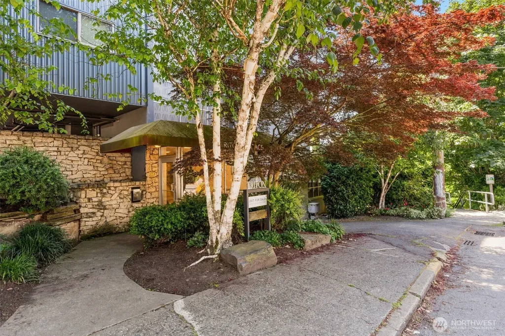 507 W Mercer Street Seattle WA 98119