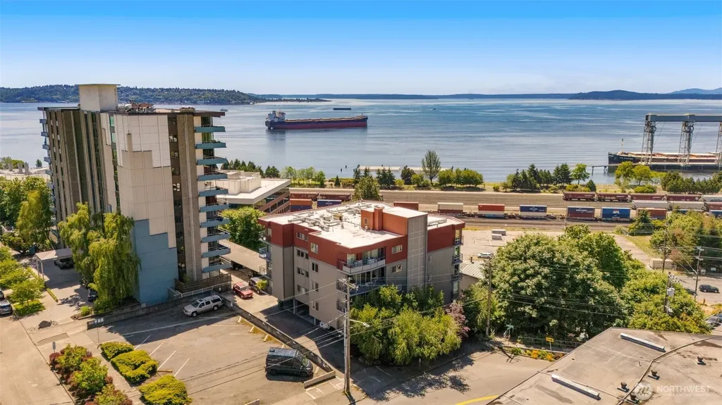 507 W Mercer Street Seattle WA 98119