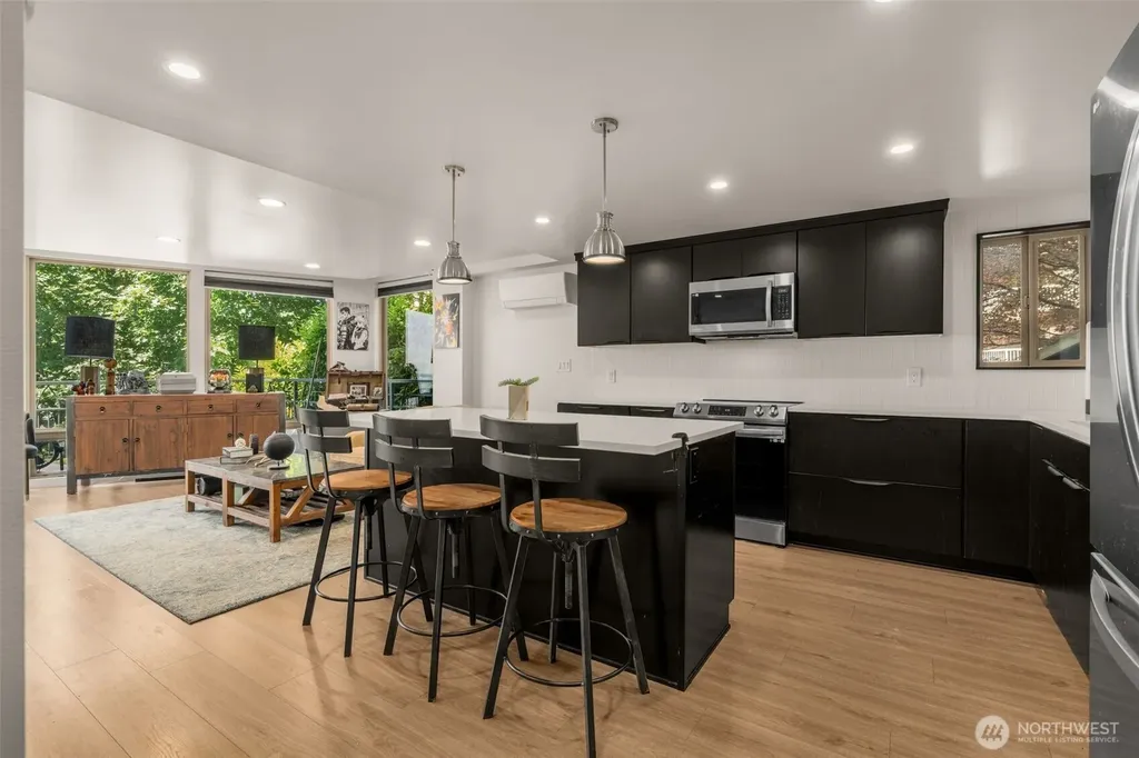 507 W Mercer Street Seattle WA 98119