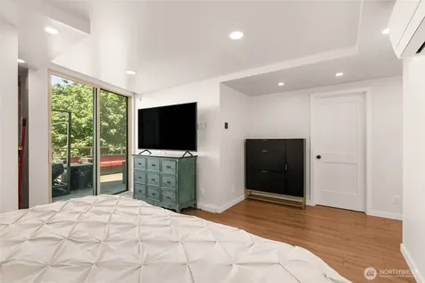 507 W Mercer Street Seattle WA 98119