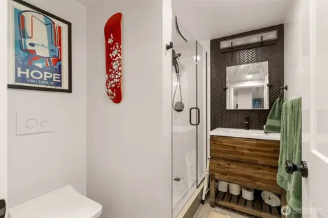 507 W Mercer Street Seattle WA 98119
