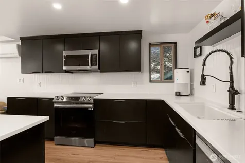 507 W Mercer Street Seattle WA 98119