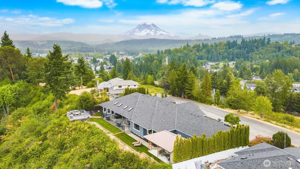 184 Dow Ridge Drive N Eatonville WA 98328
