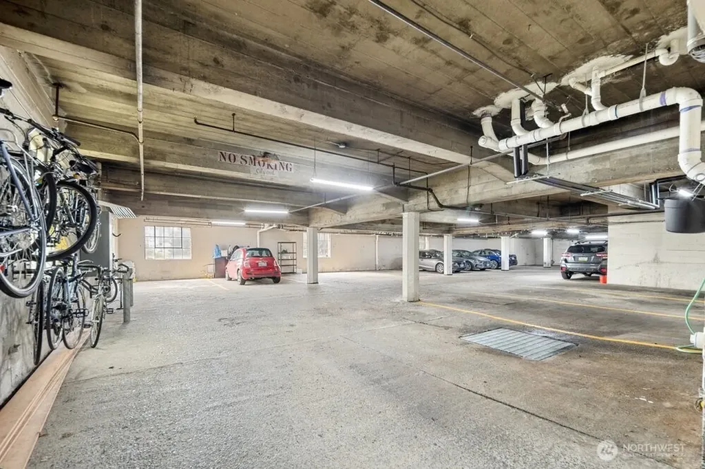 519 W Roy Street Seattle WA 98119