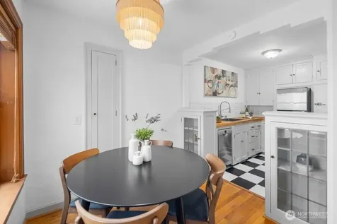 519 W Roy Street Seattle WA 98119