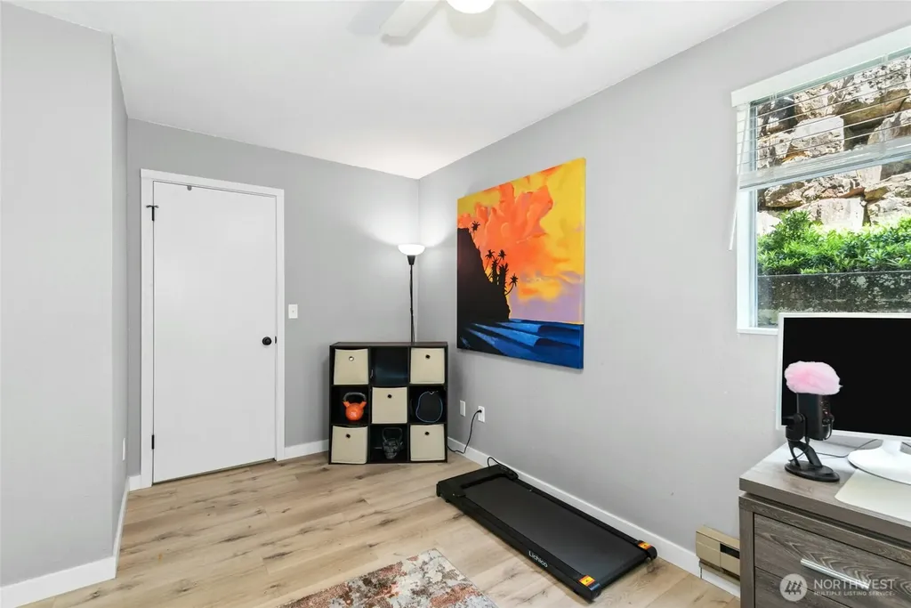 17300 91st Avenue NE Bothell WA 98011