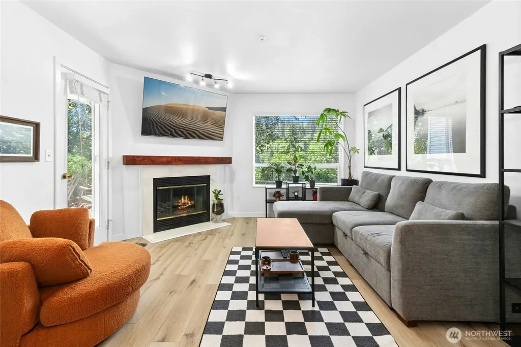 17300 91st Avenue NE Bothell WA 98011