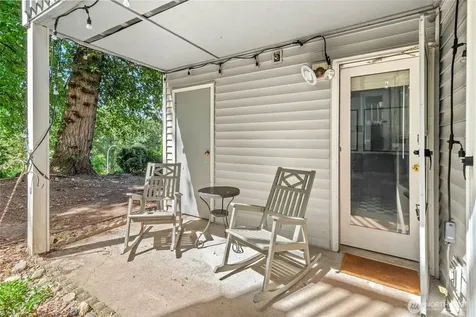17300 91st Avenue NE Bothell WA 98011