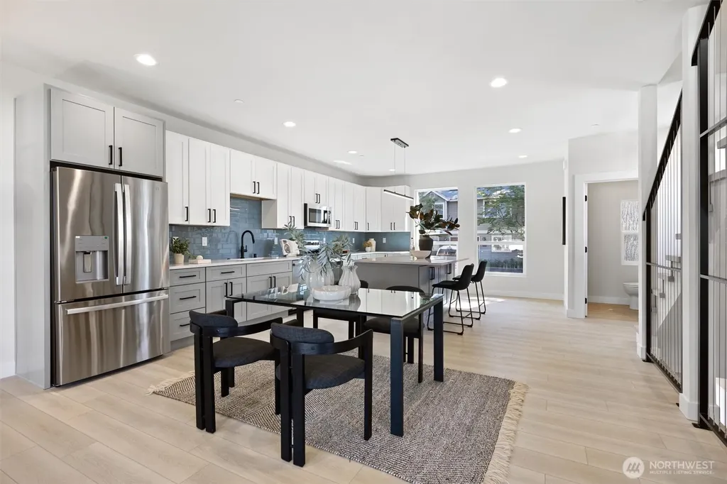 7103 210 Street SW Edmonds WA 98026