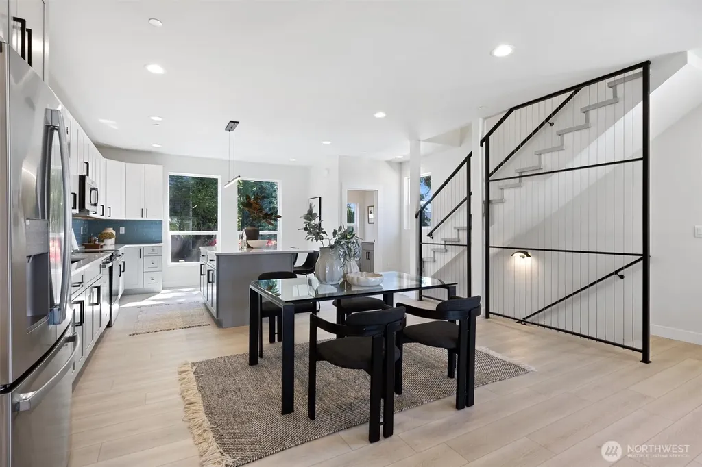 7103 210 Street SW Edmonds WA 98026