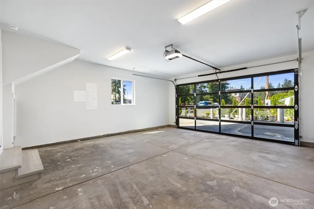 7103 210 Street SW Edmonds WA 98026