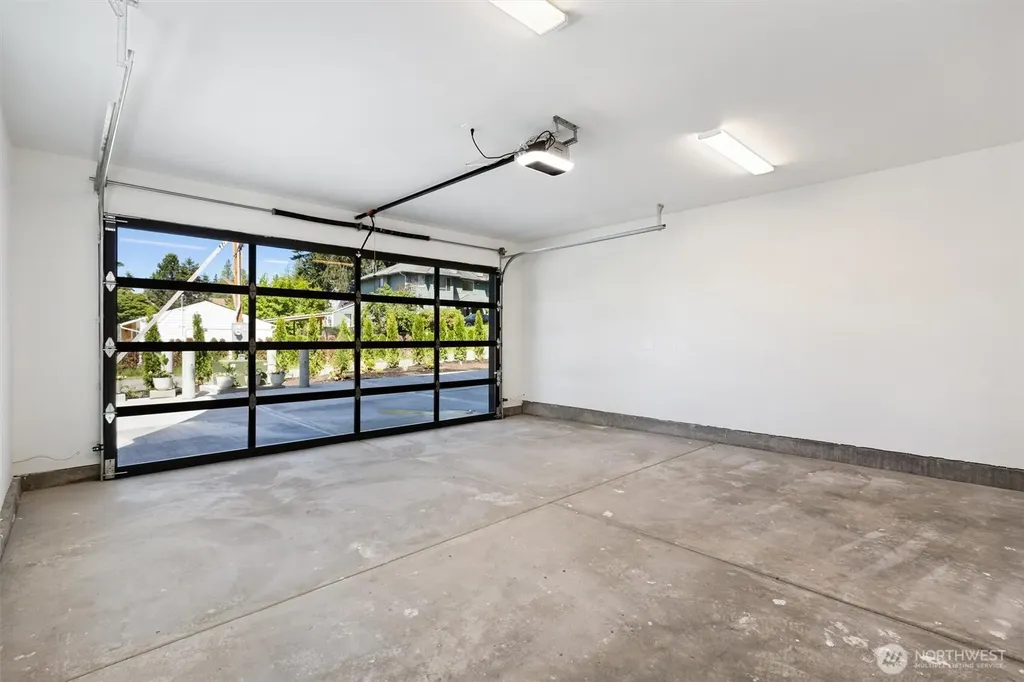 7103 210 Street SW Edmonds WA 98026