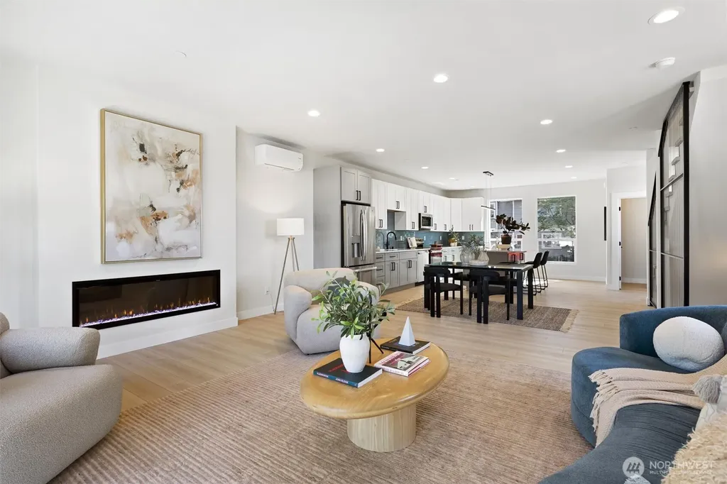 7103 210 Street SW Edmonds WA 98026