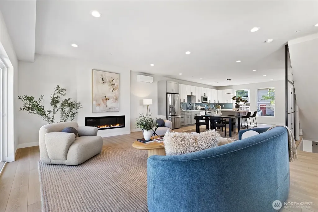 7103 210 Street SW Edmonds WA 98026
