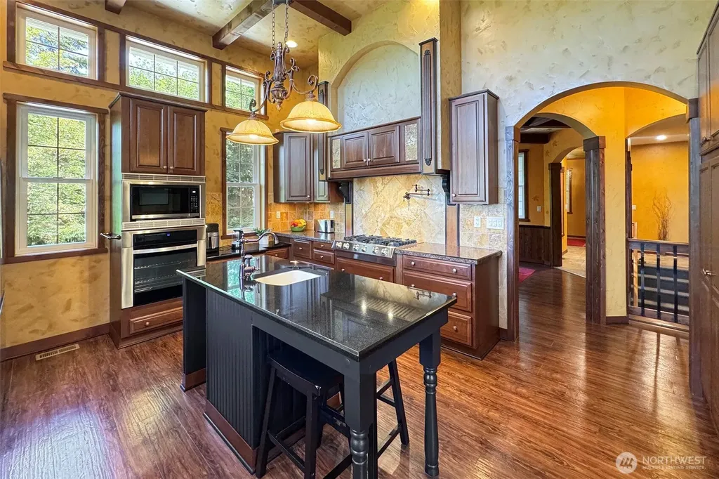 114 Howard Heights Road Sequim WA 98382