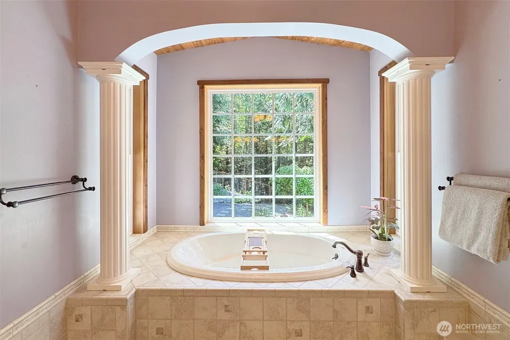 114 Howard Heights Road Sequim WA 98382