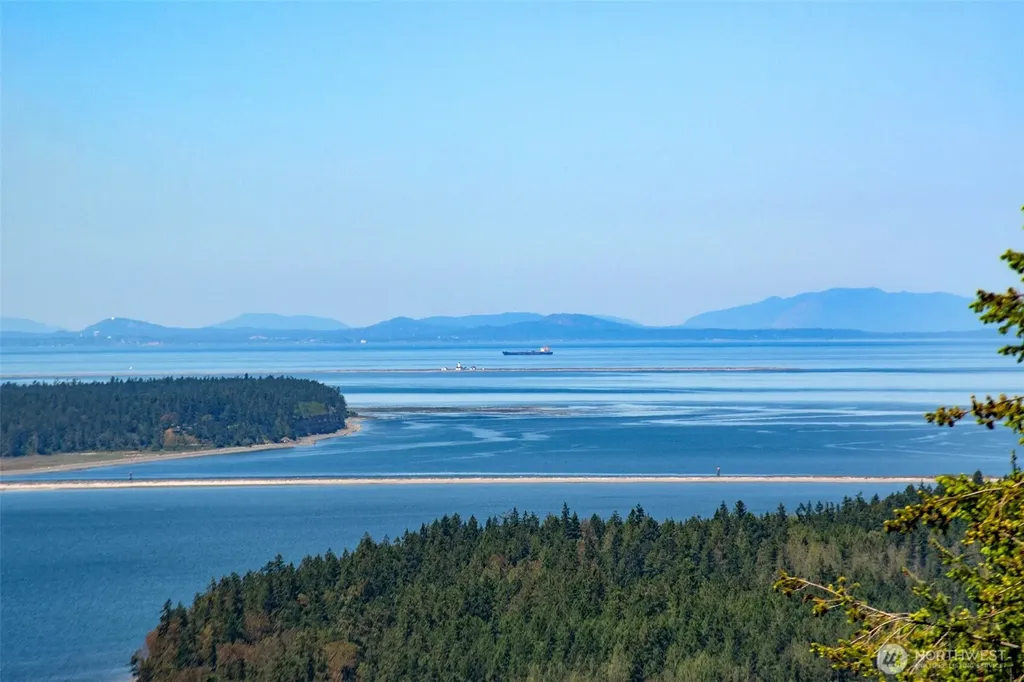 114 Howard Heights Road Sequim WA 98382