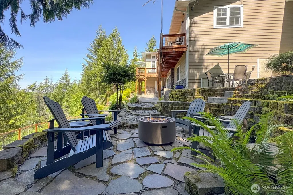 114 Howard Heights Road Sequim WA 98382