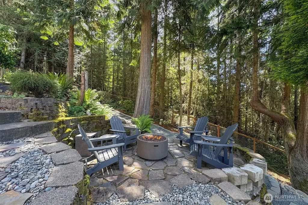 114 Howard Heights Road Sequim WA 98382